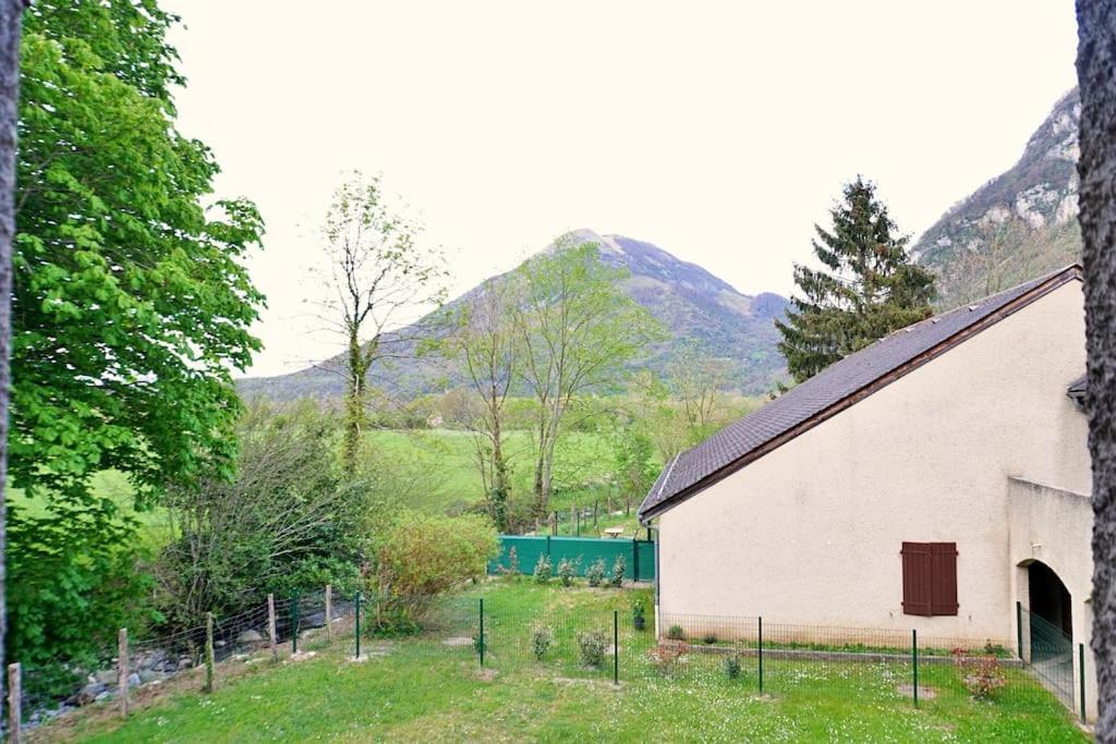 Apartamento "Cocon Biellois" - Calme, Vue & Parking Bielle Exterior foto